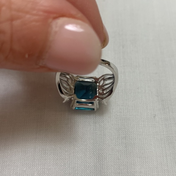 NWT JTV 5.95CT EMERALD CUT TEAL FLUORITE & .48CTW WHITE TOPAZ RING - Picture 5 of 8